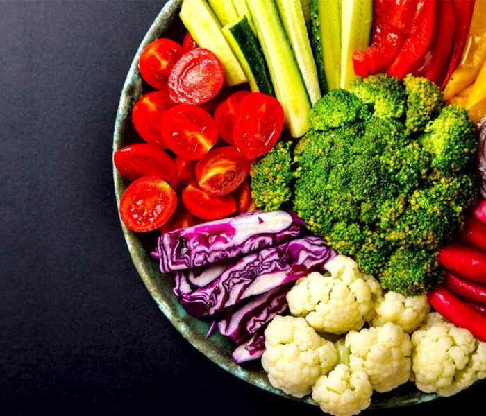 2 нискокалорични и лесни за приготвяне салати - colorful vegetables in bowl ftr