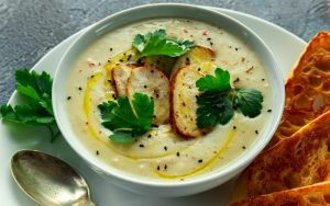3 рецепти за затоплящи супички през студените дни - creamy soup e1579270470351 768x482 1