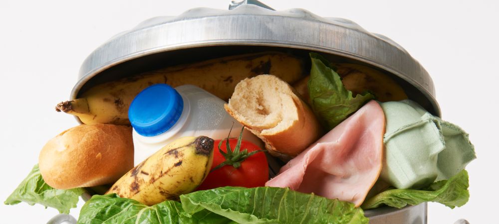 Как да изхвърляме по-малко храна?