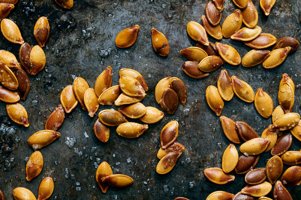 6 страхотни рецепти за подправяне на печени тиквени семки