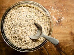 Топ 10 храни, богати на растителен протеин - quinoa 732x549 thumbnail 1