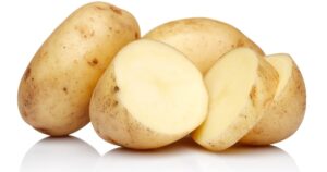 10 храни шампиони по съдържание на фибри - potatoes shutterstock 1721688538