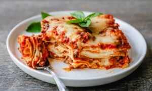 Лазанята - научете тънкостите при приготвянето й - classic lasagna 14 scaled 1