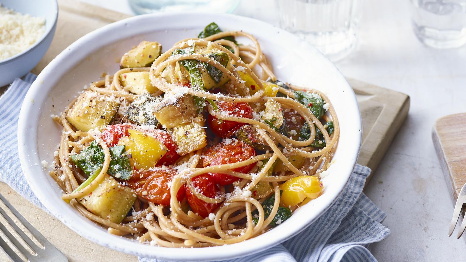 2 вегетариански рецети за спагети със сос