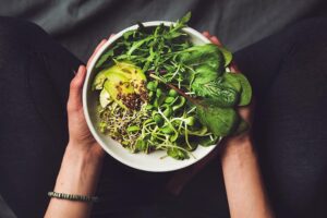 Как да се мотивираме да се храним по-здравословно? - eat a lot featured image