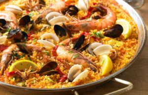 10 ястия, които всеки трябва да поне веднъж живота си - mixed seafood paella 20181227133958