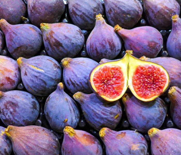 10 храни, повишаващи женската плодовитост - how eat figs©istock