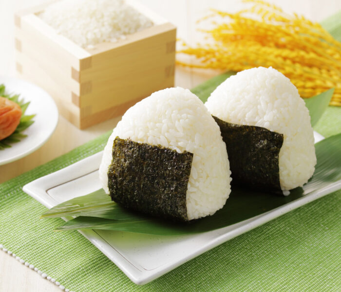 Кои са топ 3 ресторантите в японската столица? - onigiri traditional japanese rice balls