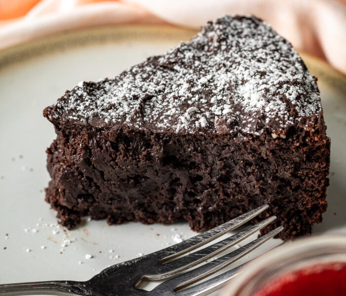 4 постни рецепти за сладки изкушения - vegan flourless chocolate cake 73