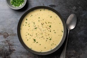 5 рецепти за супи с кореноплодни зеленчуци - best potato leek soup recipe hero 03 bd6168116090427b91f1c0957dbb1024