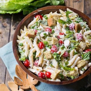 6 рецепти за салата с паста - caesar pasta salad 5
