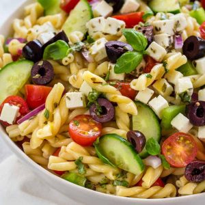6 рецепти за салата с паста - greek pasta salad 6 1200