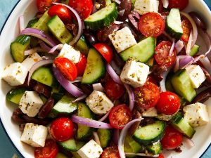 Краставиците на фокус - рецепти с тях, като основна съставка - greek salad index 642f292397bbf