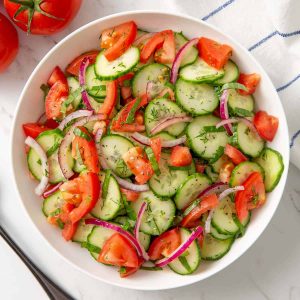 5 диетични салати - cucumber tomato salad 4 2