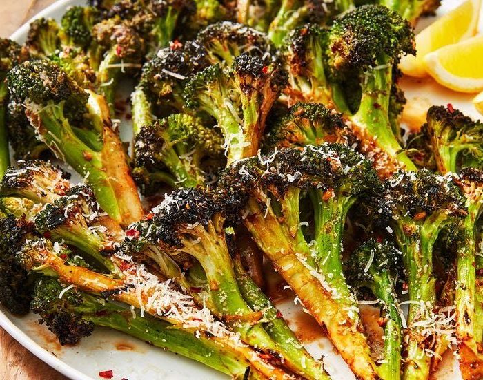 10 супер храни за жени - 190417 grilled broccoli horizontal 158 1556566757