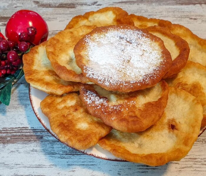 Rhodope pasta breakfast mekiki with powdered sugar