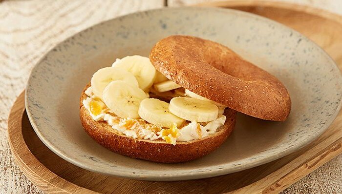 Рецепта за бейгъли с банан и кайсия